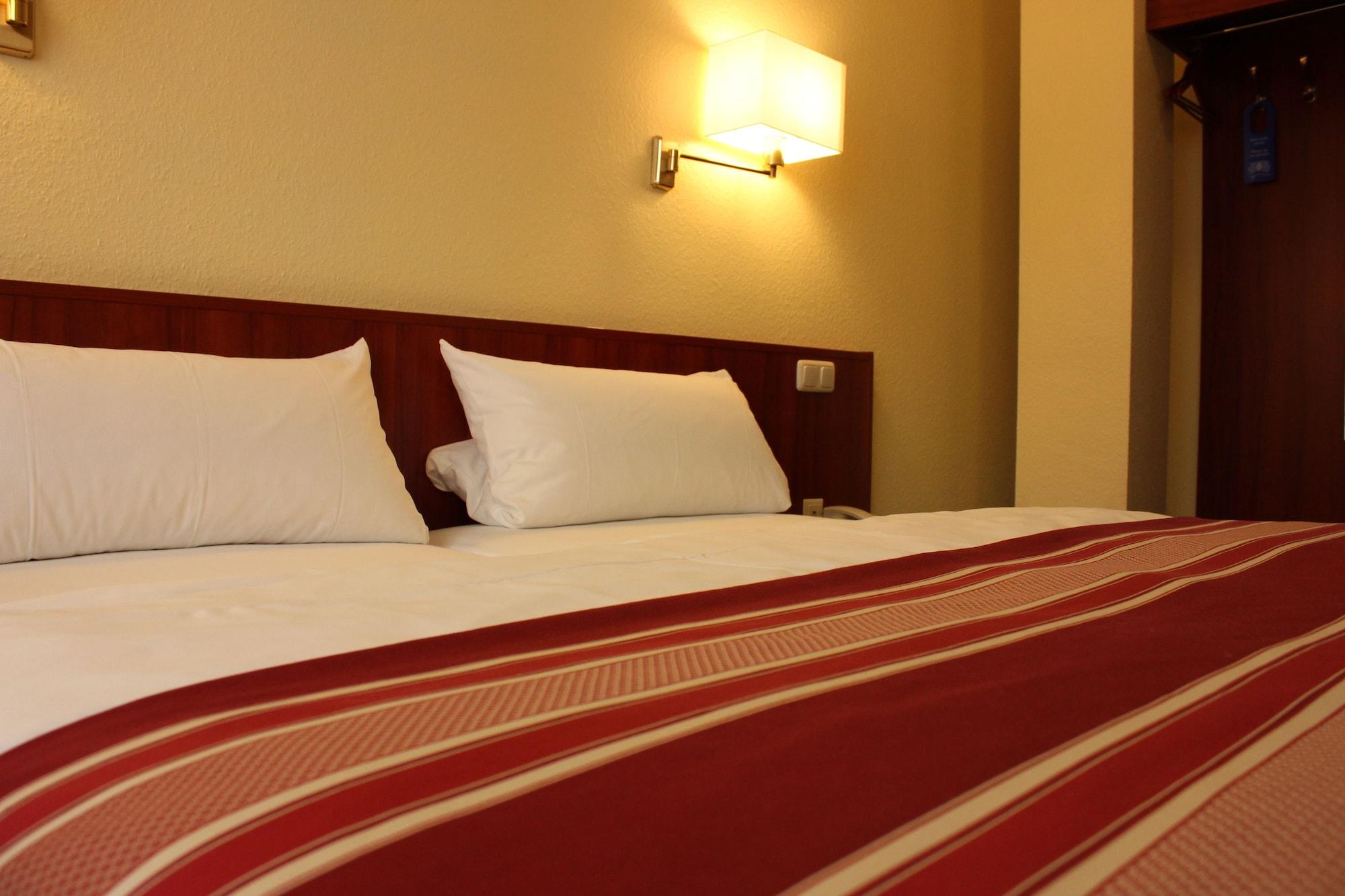 Cabo Nonsmoking-Hotel Hamburg Kültér fotó