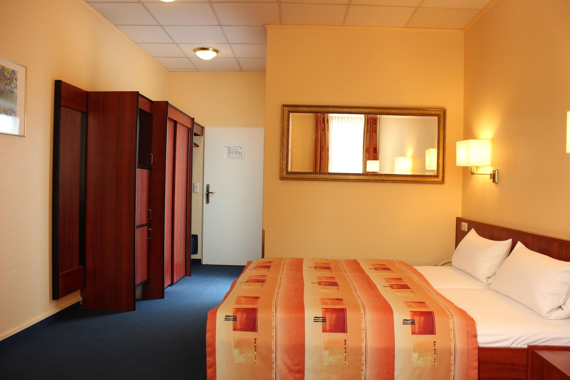 Cabo Nonsmoking-Hotel Hamburg Kültér fotó